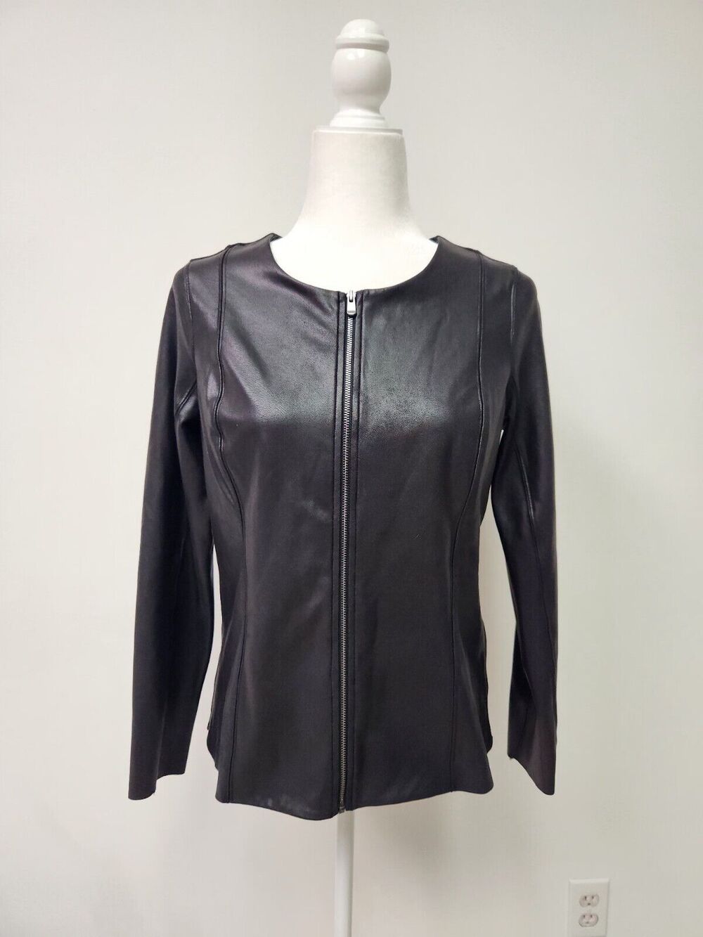Spanx Women's Faux Leather Moto Jacket Very Black Collarless Size Small